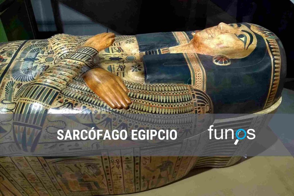 Sarcófago egipcio Funos